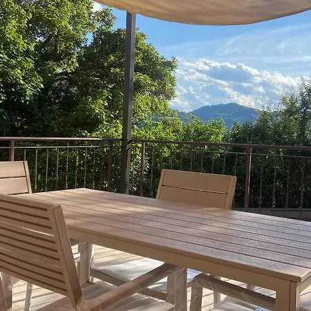 Feriehus Ca' D Licio - *